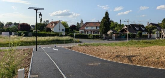 Terrain à bâtir à Mézières-en-Drouais, Centre-Val de Loire