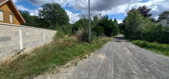 Terrain à bâtir à Noisy-sur-École, Île-de-France