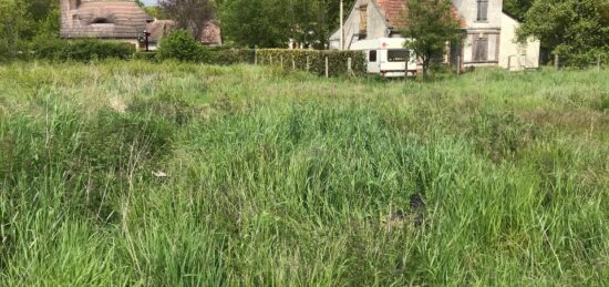 Terrain à bâtir à Cravent, Île-de-France