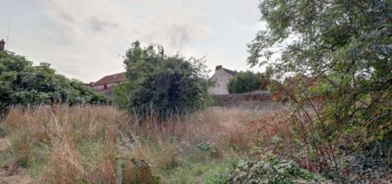 Terrain à bâtir à Jouy-le-Moutier, Île-de-France