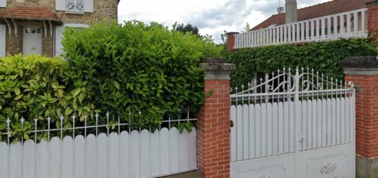 Terrain à bâtir à Mandres-les-Roses, Île-de-France