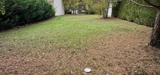 Terrain à bâtir à Saint-Pierre-du-Perray, Île-de-France