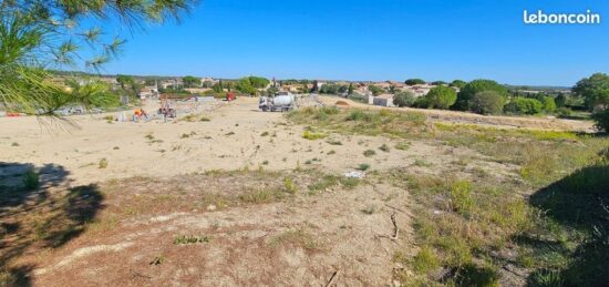 Terrain à bâtir à Pouzolles, Occitanie