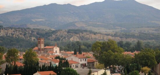 Terrain à bâtir à Néfiach, Occitanie