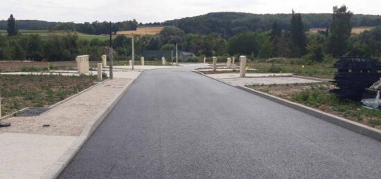 Terrain à bâtir à Saint-Cyr-sous-Dourdan, Île-de-France